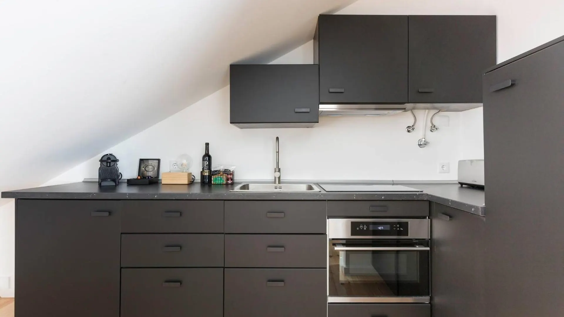 My Lx Flat Bairro Alto Design Apartments Лиссабон Португалия
